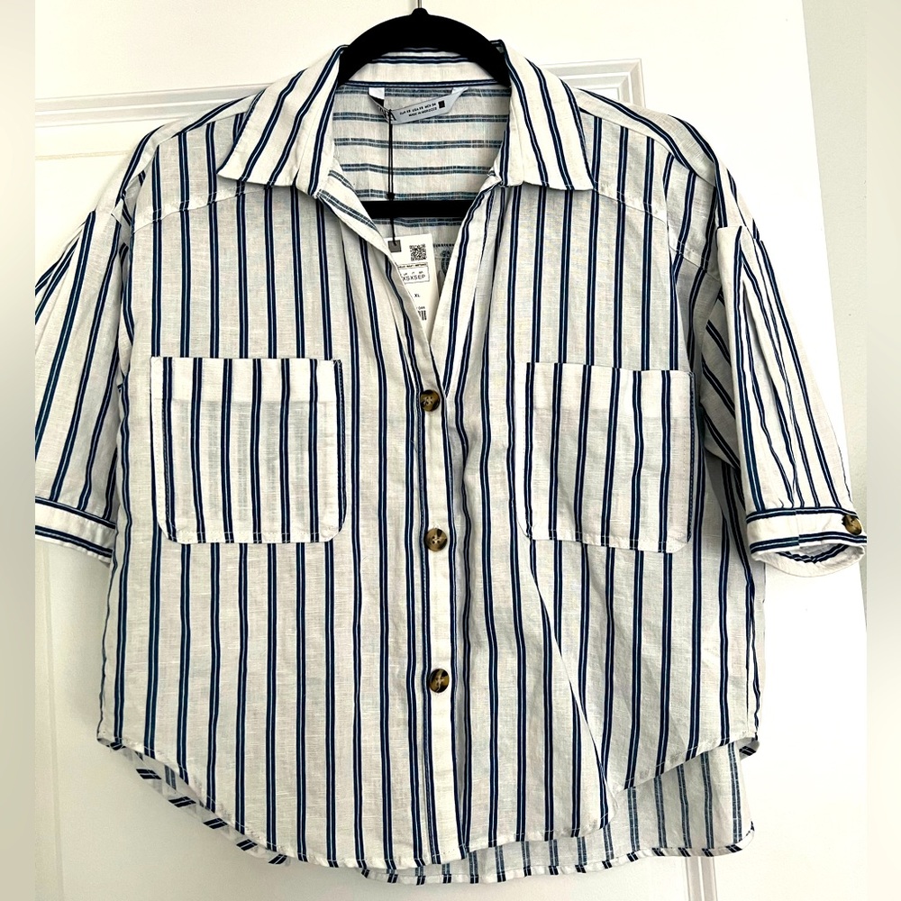 Zara Cropped Linen Button Down Women’s Shirt